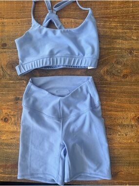 Women's Light Blue Active Crop Top & High-Waist Bike Shorts Set